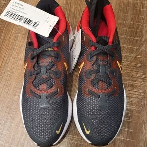 Nike girls sneakers